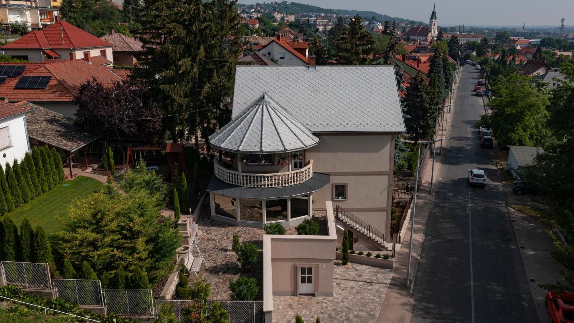Belvarosi Nemes Apartmanhaz Szekszárd Exterior foto